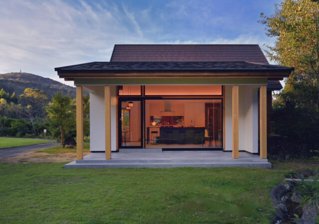 自然と相性抜群のおしゃれな雰囲気の完全無添加×風水設計の家