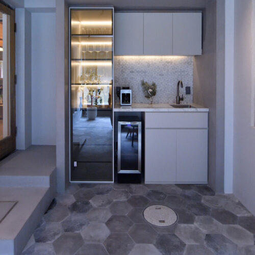 モダンなおしゃれさはもちろん暮らしやすさも兼ね備えています。