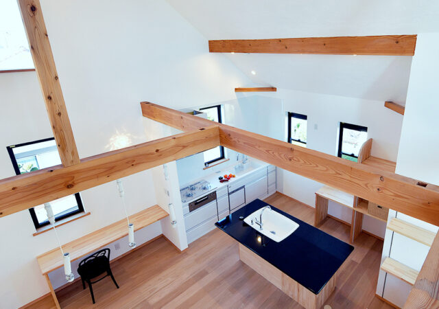 ガレージで趣味を楽しめる家