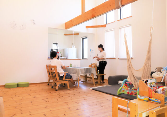 朝日が気持ち良い2階リビングの無添加の家