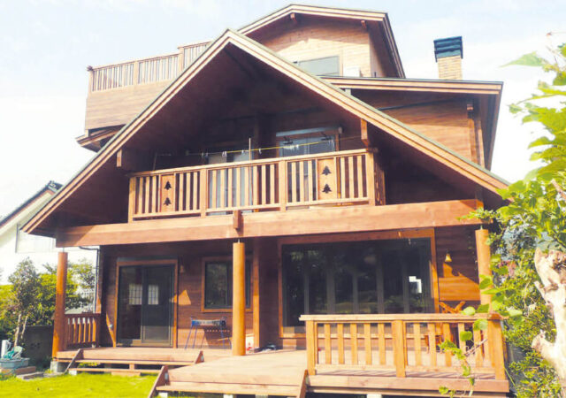 富士山が見える露天風呂のあるログハウス