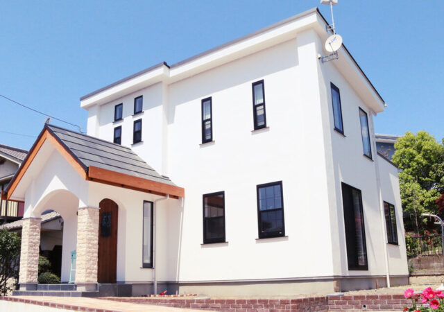 奥様お気に入りの可愛い玄関がある家