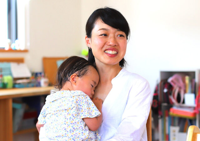 土地選びからお手伝いいただき、夢のような漆喰の家が完成しました